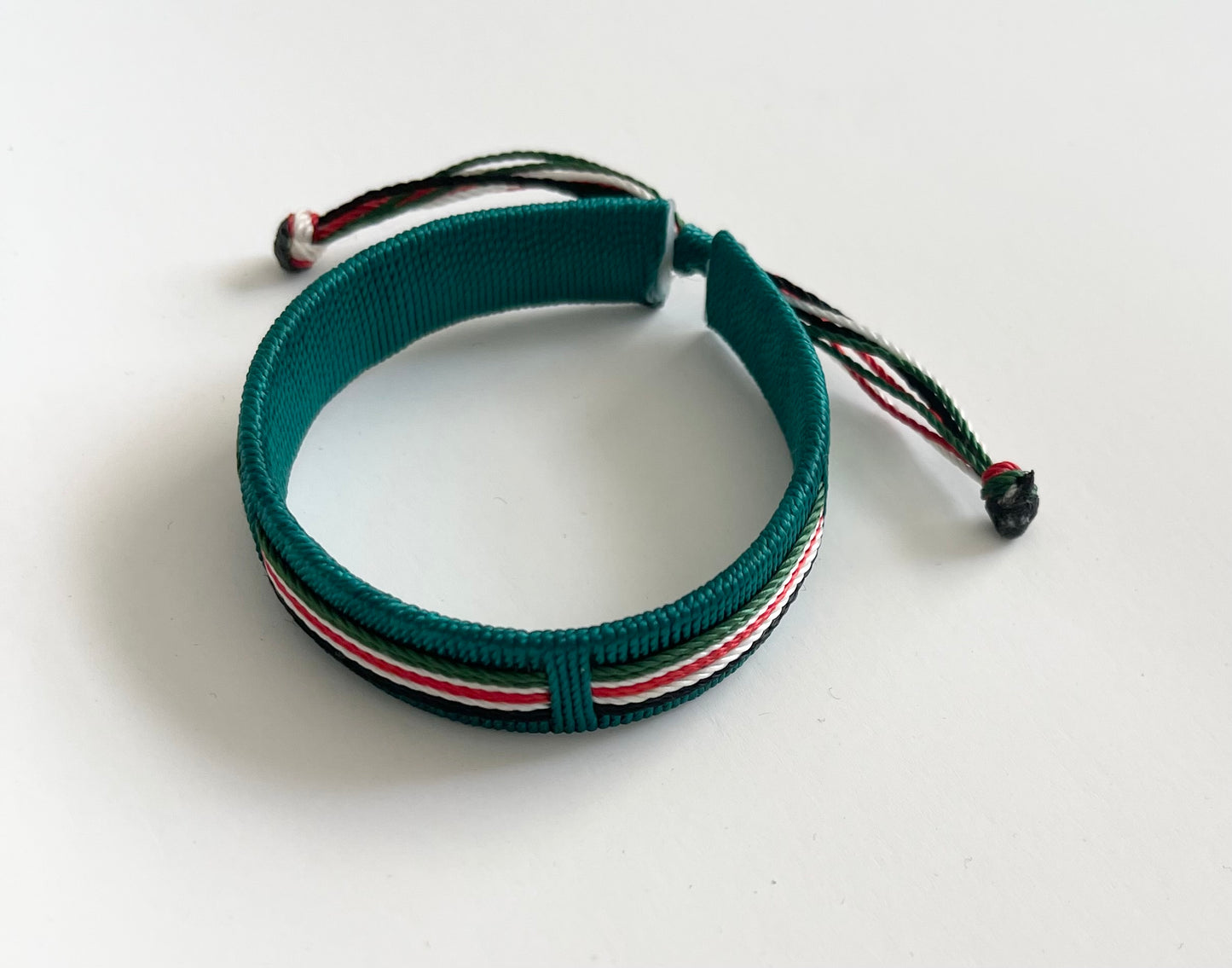 Adjustable Thread Bracelets (kid size)