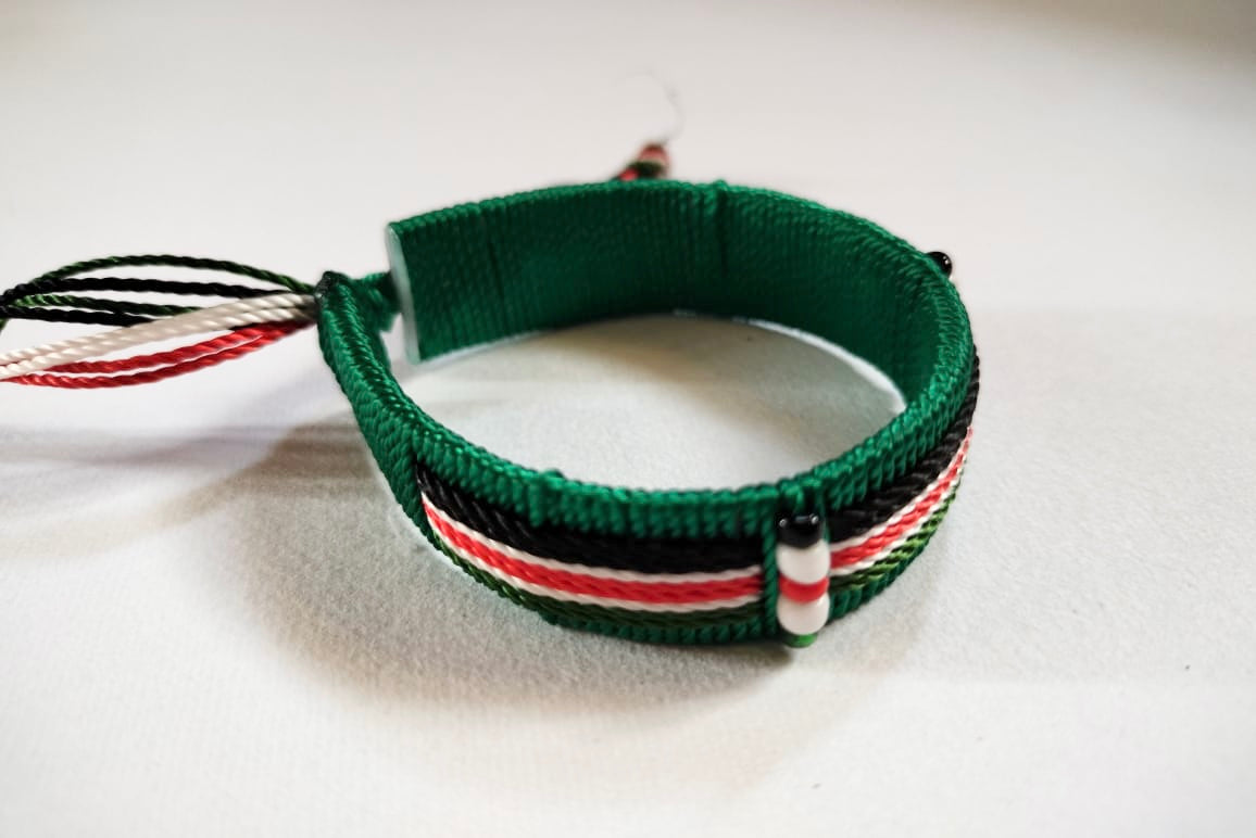 Adjustable Thread Bracelets (kid size)