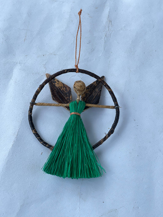 Angels enclosed in a ring
